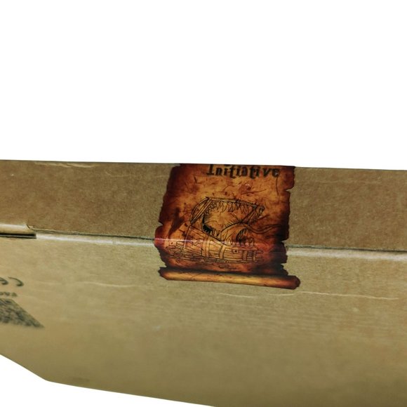 CZYY DND Dungeon Master Screen Faux Leather Embossed, Four-Panel with Pockets - Picture 3 of 6